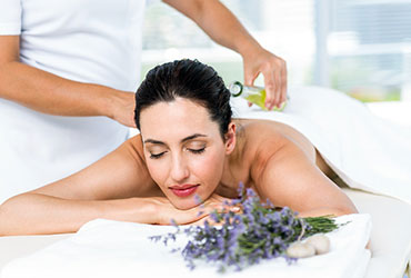 aromatherapy massage training courses